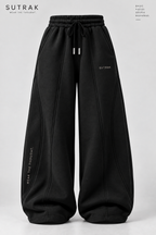 SUTRAK — WIDE FORM SWEATPANTS