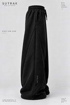 SUTRAK — WIDE FORM SWEATPANTS